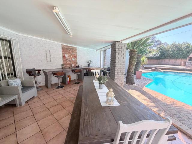 3 Bedroom House For Sale in Wilkoppies