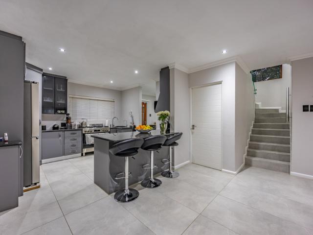 3 Bedroom House For Sale in Willow Acres