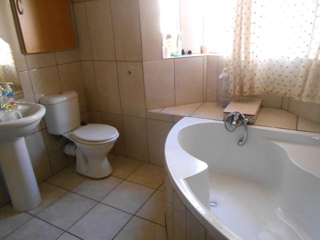 3 Bedroom house for sale in Windsor West, Randburg