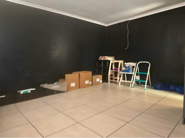 3 Bedroom House For Sale in Windsor Park Estate