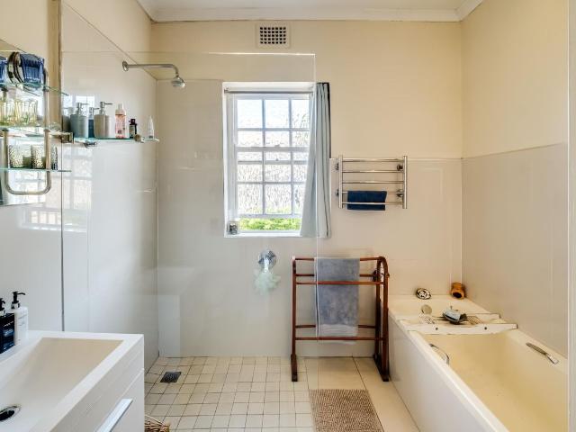 3 Bedroom house sold in Wynberg Upper, Cape Town