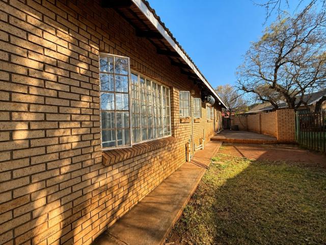 3 Bedroom House For Sale in Thabazimbi