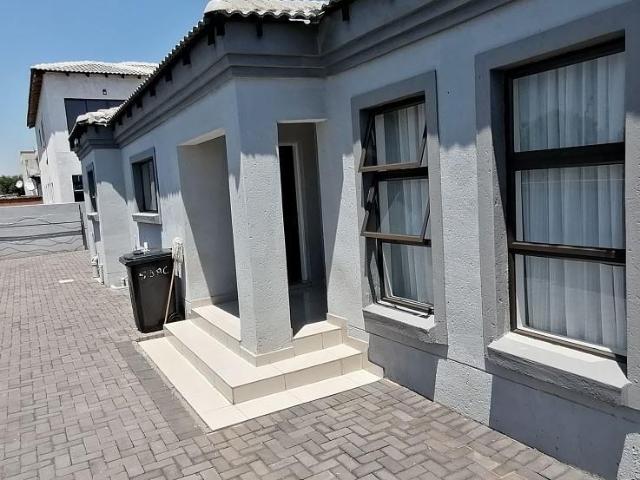 3 Bedroom house for sale in The Orchards, Akasia