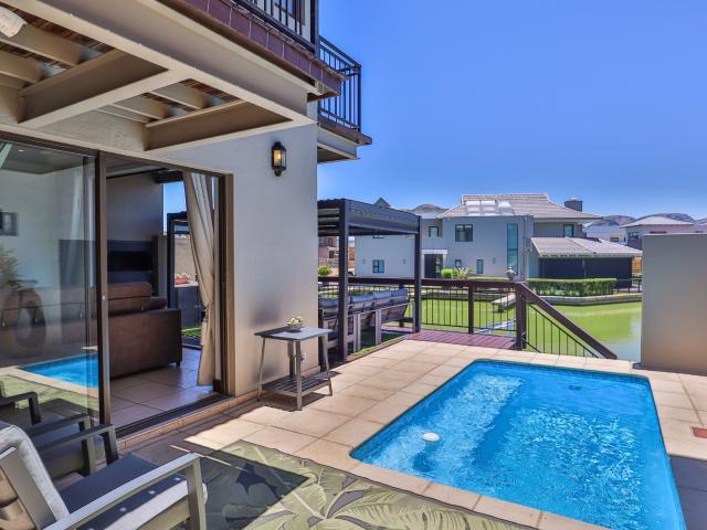 3 Bedroom House For Sale in The Islands Estates