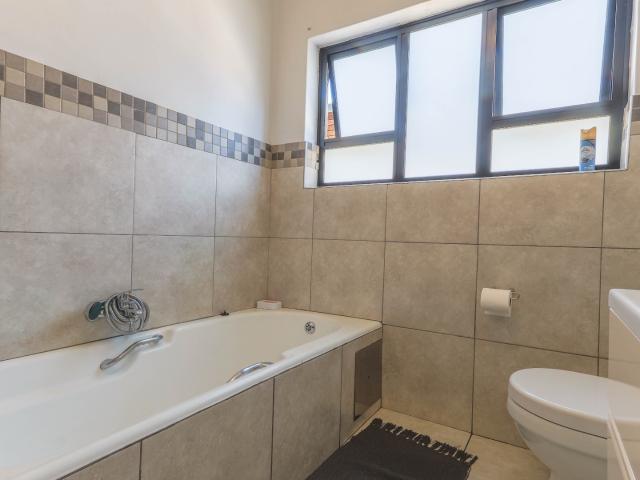 3 Bedroom House For Sale in The Reeds