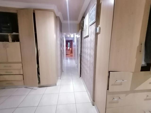 3 Bedroom House For Sale in Tlhabane West