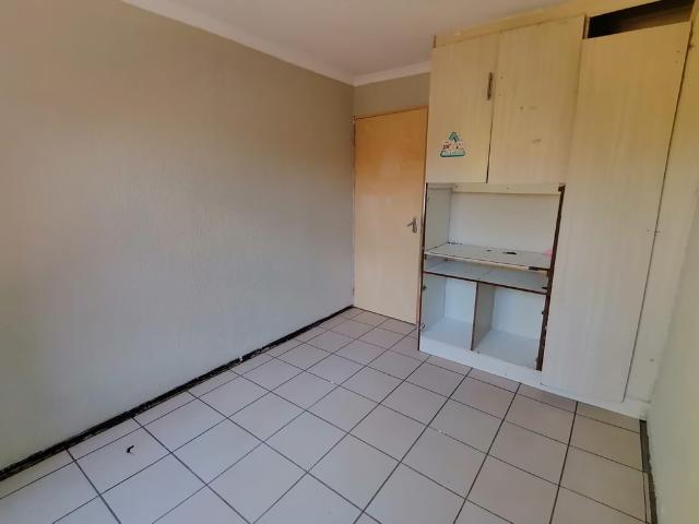 3 Bedroom House For Sale in Tlhabane West