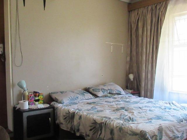 3 Bedroom House For Sale in Tulisa Park