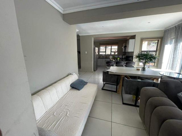 3 Bedroom House For Sale in Tzangeni