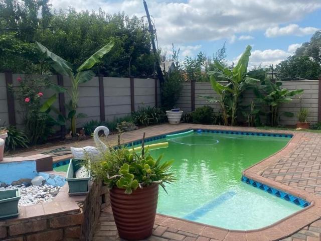 3 Bedroom house for sale in Vanderbijlpark CW 5