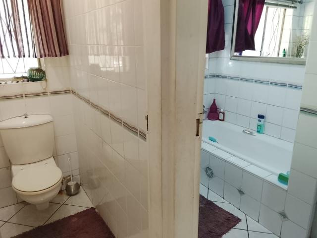 3 Bedroom House For Sale in Vanderbijlpark SE 1