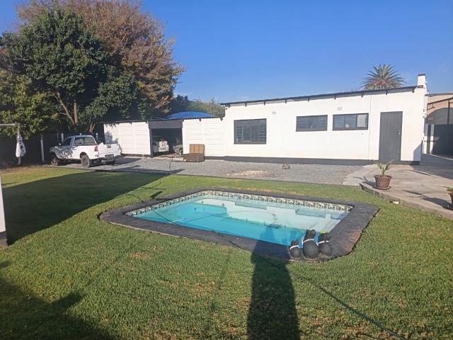 3 Bedroom House For Sale in Vanderbijlpark SW 1