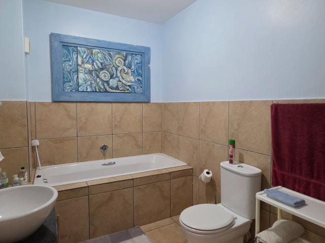 3 Bedroom House For Sale in Villa Diamante