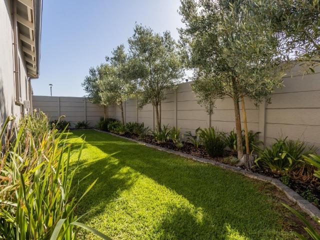 3 Bedroom House For Sale in Zonnendal