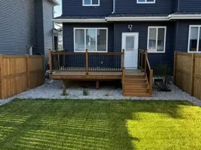 3 Bedroom House Fort Saskatchewan AB 103243697