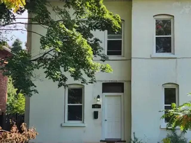 3 Bedroom House Kawartha Lakes ON LS102306376