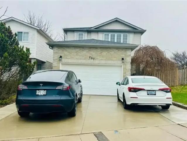 3 Bedroom House Kitchener ON LS102658604