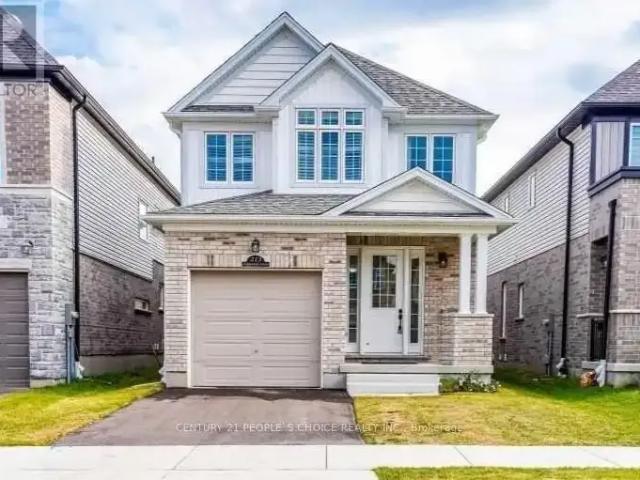 3 Bedroom House Kitchener ON LS102915244