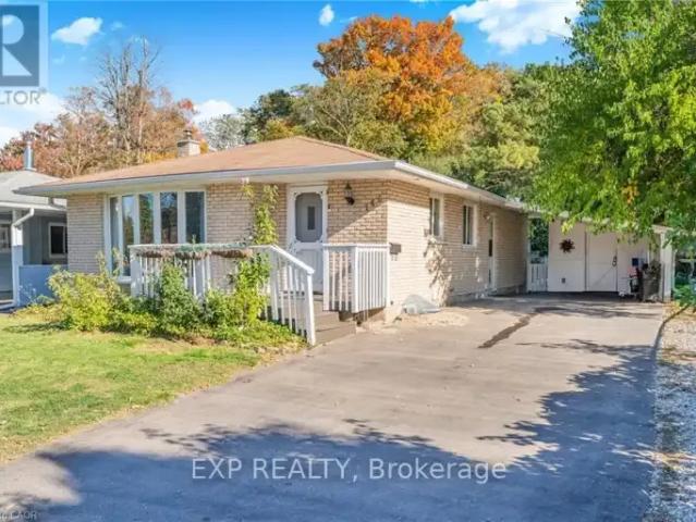 3 Bedroom House Kitchener ON 102578827