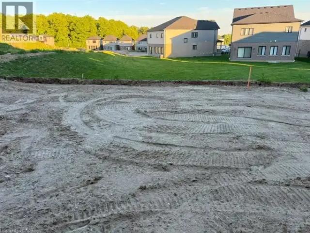 3 Bedroom House Kitchener ON 102752716
