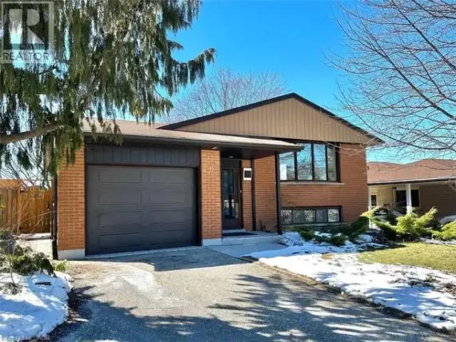 3 Bedroom House Kitchener ON 103322707