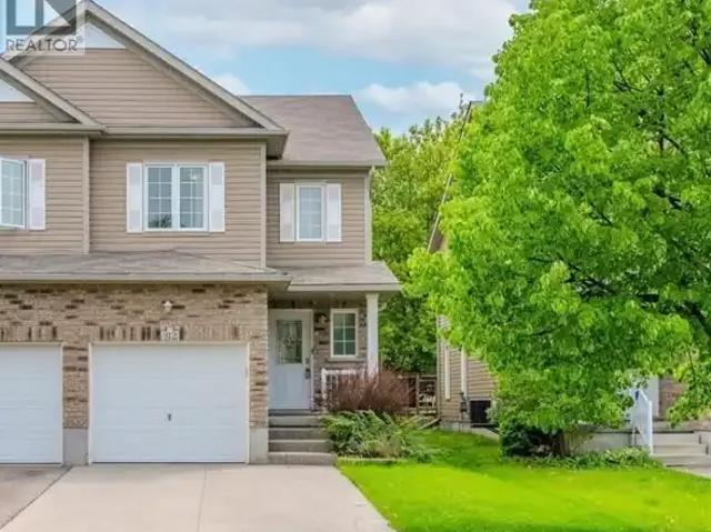 3 Bedroom House Kitchener ON 103840313