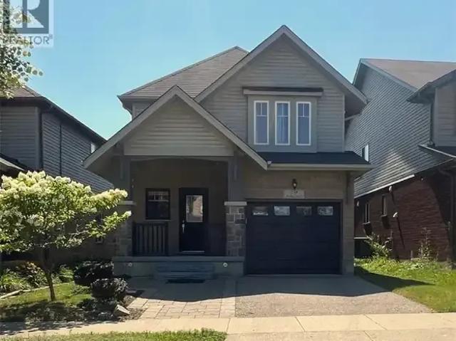 3 Bedroom House Kitchener ON 104888934