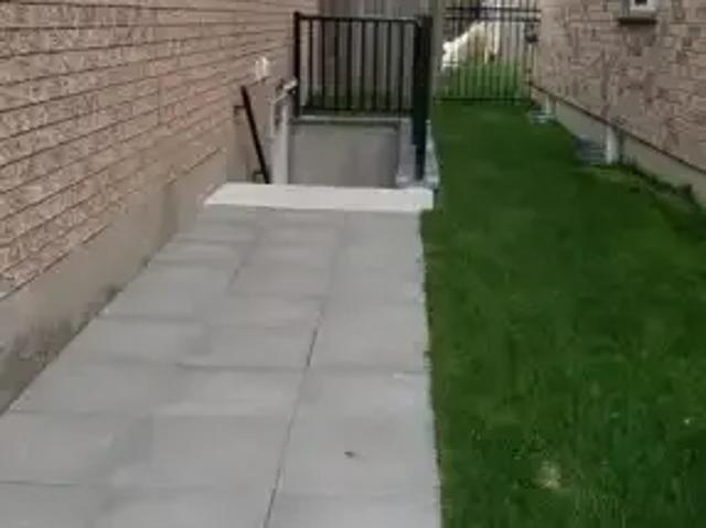 3 Bedroom House Kitchener ON 105004889