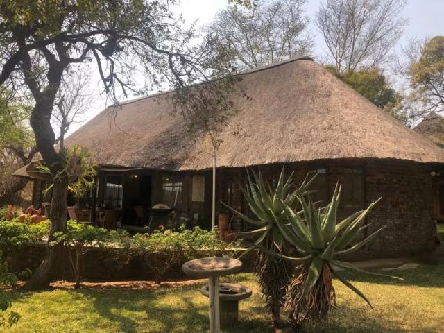 3 Bedroom House Hoedspruit Rural Hoedspruit Rural 103699903