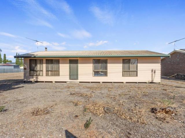 3 Bedroom House Hardwicke Bay SA LS101909175