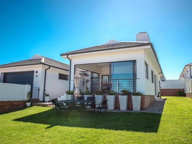 3 Bedroom House in C Place