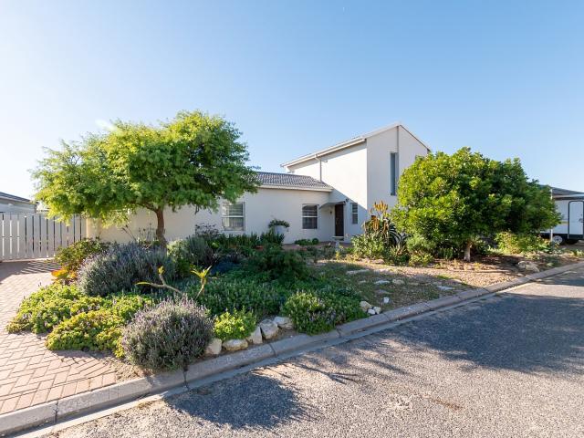 3 Bedroom House in Country Club