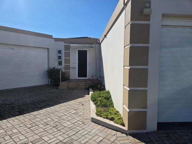 3 Bedroom House in Country Club