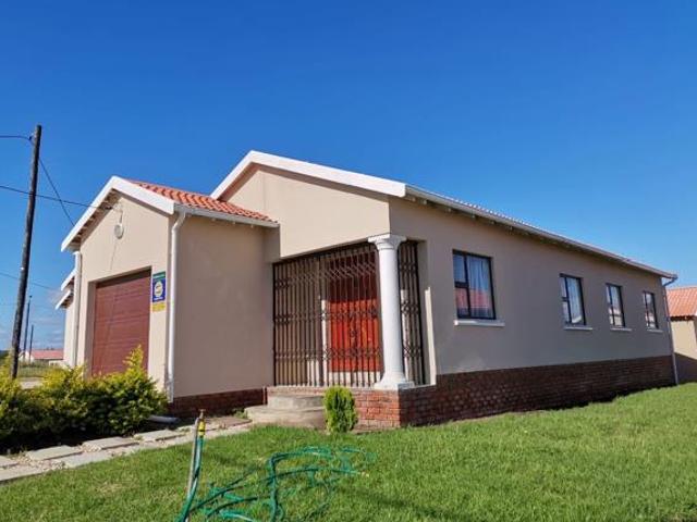 3 Bedroom House in Cove Rock