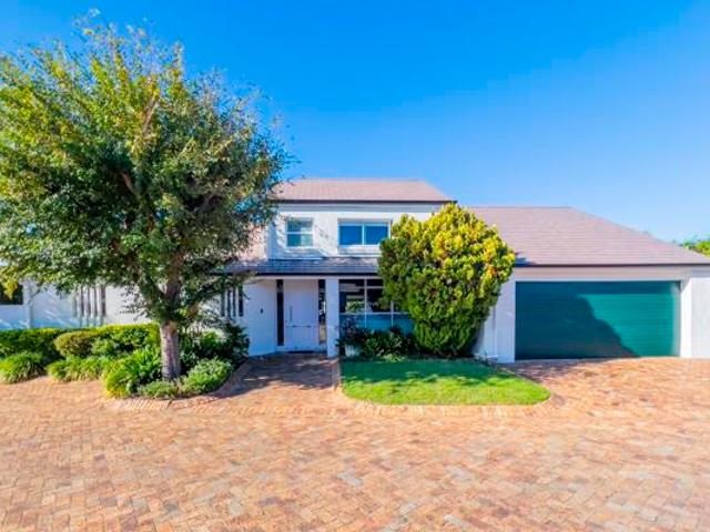 3 Bedroom House in Constantia
