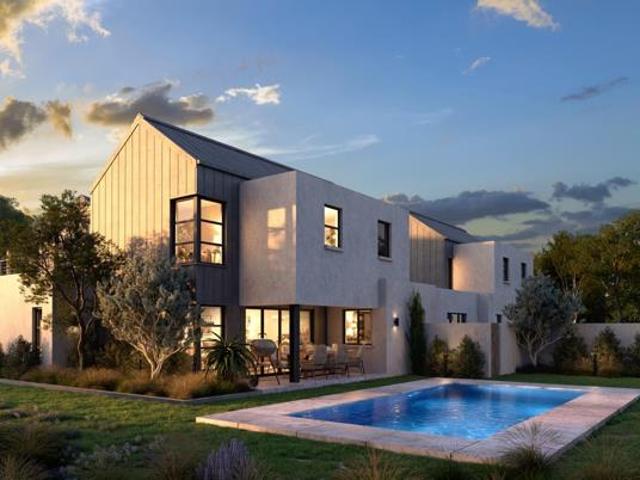 3 Bedroom House in Constantia
