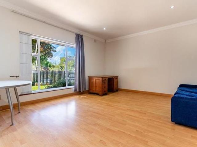 3 Bedroom House in Constantia