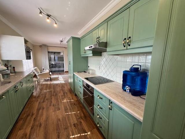 3 Bedroom House in Constantia Park