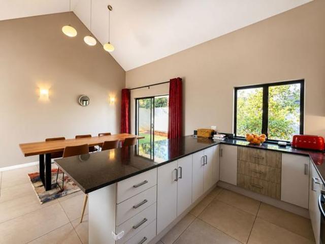 3 Bedroom House in Copperleaf Estate
