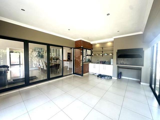 3 Bedroom House in Copperleaf Estate