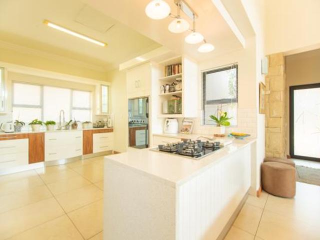 3 Bedroom House in Copperleaf Estate