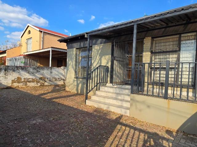 3 Bedroom House in Coronationville