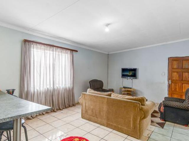 3 Bedroom House in Cosmo City