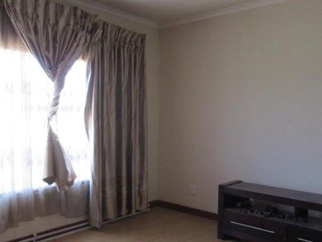 3 Bedroom House in Cosmo City