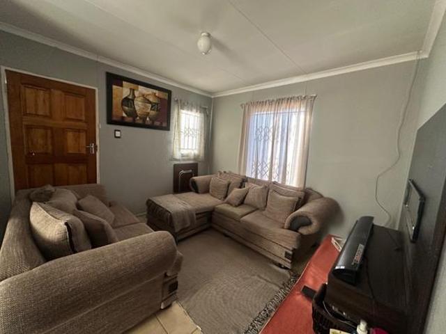 3 Bedroom House in Cosmo City