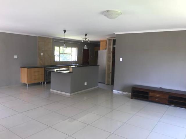 3 Bedroom House in Cosmosrand