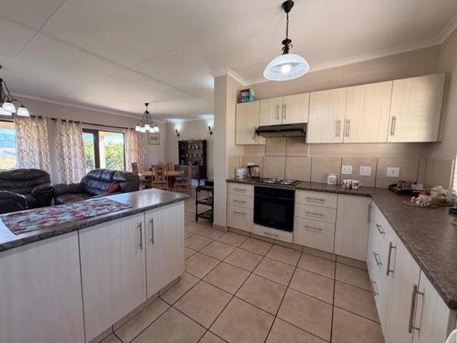 3 Bedroom House in Cathkin Estate