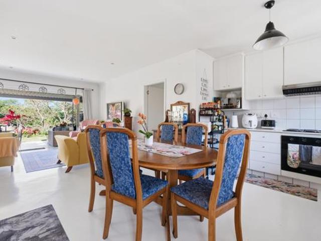 3 Bedroom House in Caledon Estate