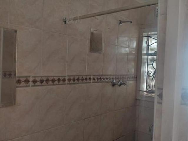 3 Bedroom House in Caneside
