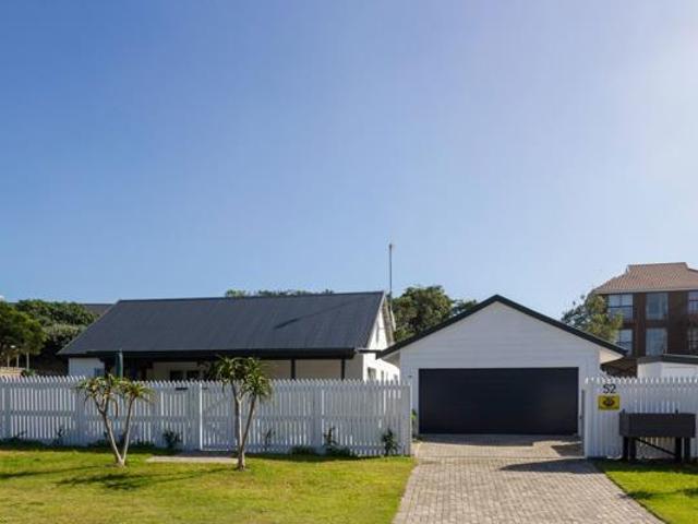 3 Bedroom House in Cannon Rocks